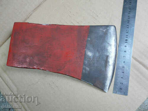 Auction Old massive fire ax Auction Old massive fire ax