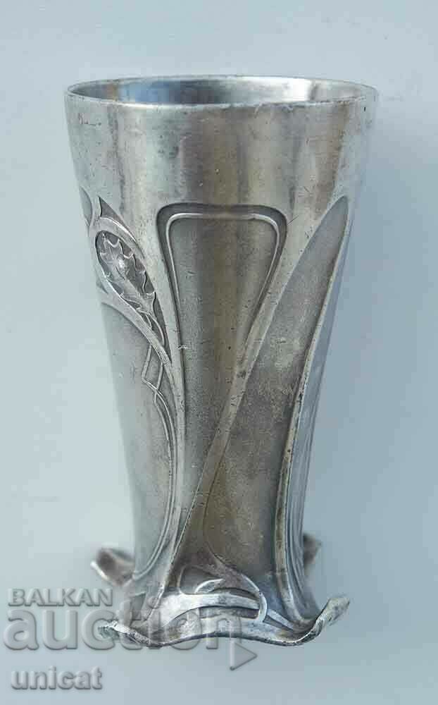 Antique silver cup with ornaments - oak leaves with price 800.00 BGN | € 409.03 Antique silver cup with ornaments - oak leaves with price 800.00 BGN | € 409.03