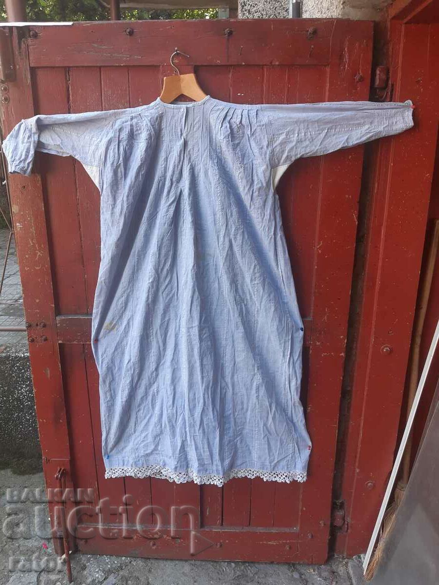Автентична кенарена синя риза с дантела