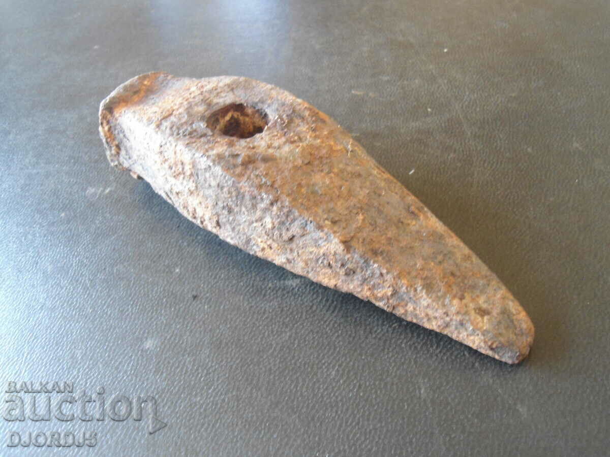 Ancient hammer with price 3.00 BGN | € 1.53 Ancient hammer with price 3.00 BGN | € 1.53