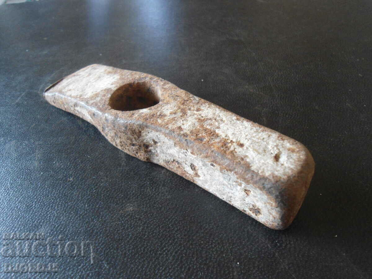 Auction An old hammer Auction An old hammer