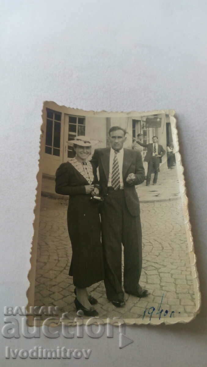 Снимка София Мъж и жена на улицата 1940