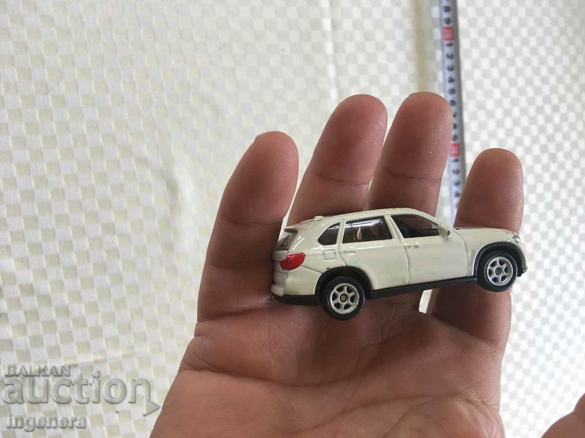 Delivery of MODEL / TOY / TROLLEY - METAL COLLECTION BMW X5