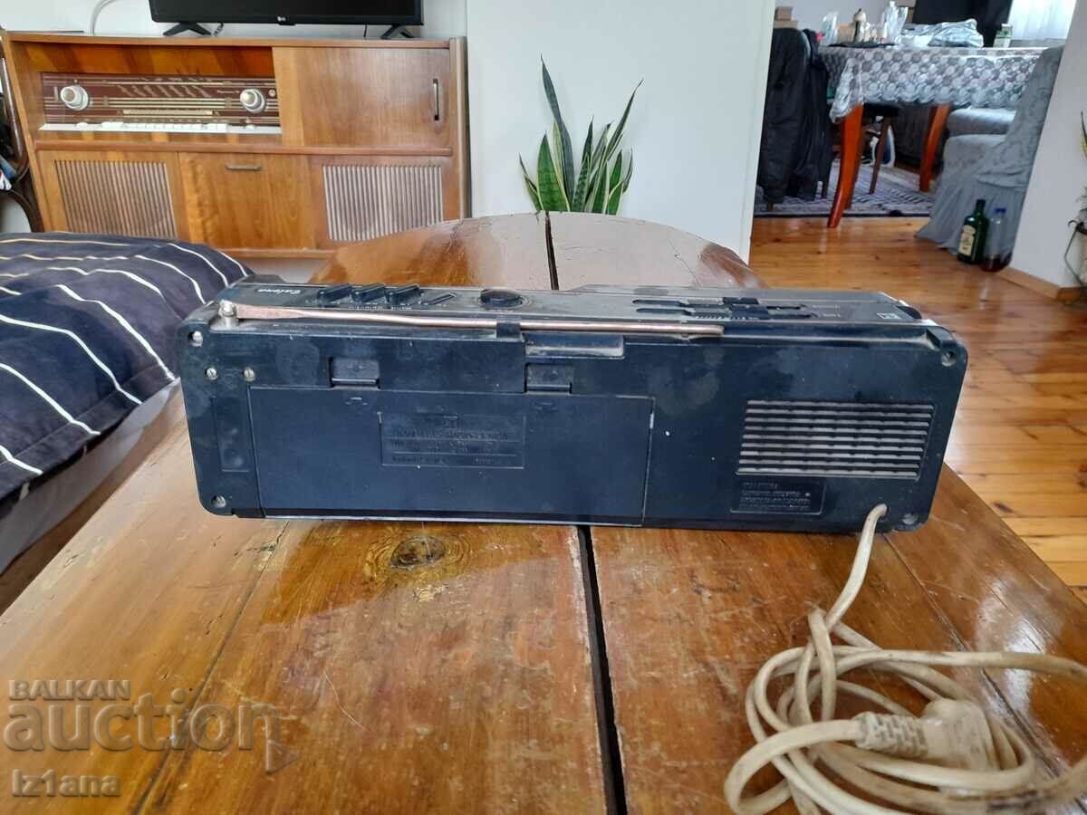 Auction Old radio, radio Salena 216 Auction Old radio, radio Salena 216