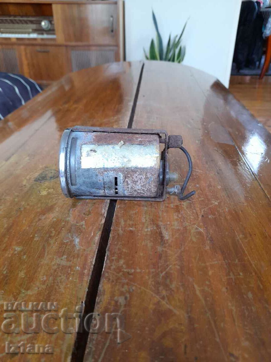 Παλιό ρολόι για αυτοκίνητο VDO με τιμή 20.00 BGN | € 10.23 Παλιό ρολόι για αυτοκίνητο VDO με τιμή 20.00 BGN | € 10.23