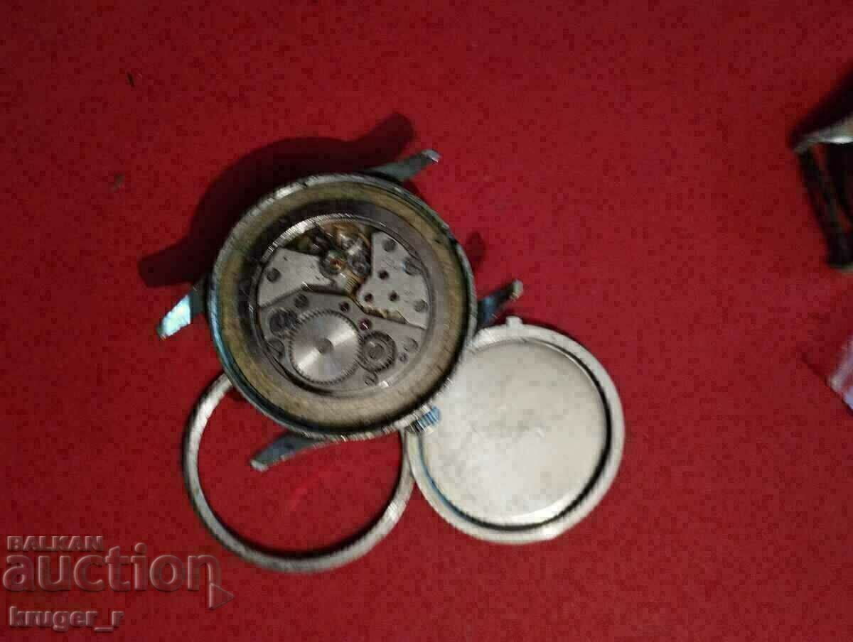 Clock WINTER. - 6 Clock WINTER. - 6