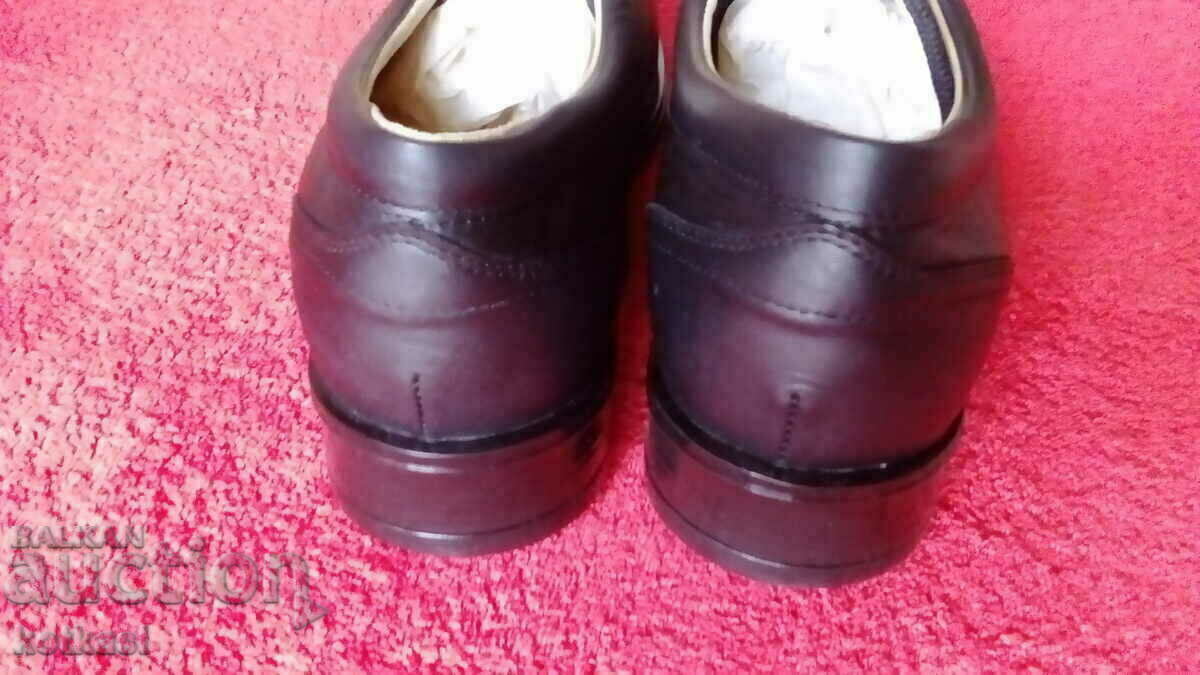 New Men's leather shoes number 43 CAVALIER - 5 New Men's leather shoes number 43 CAVALIER - 5