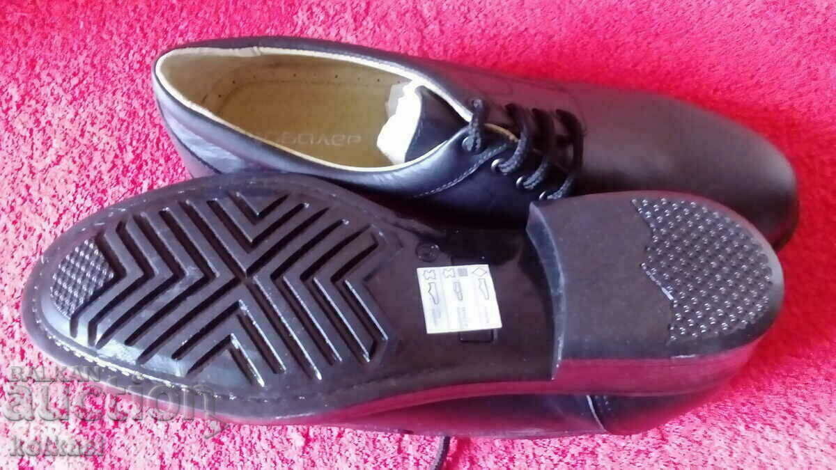 New Men's leather shoes number 43 CAVALIER - 6 New Men's leather shoes number 43 CAVALIER - 6