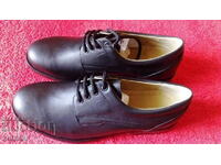 New Men's leather shoes number 43 CAVALIER