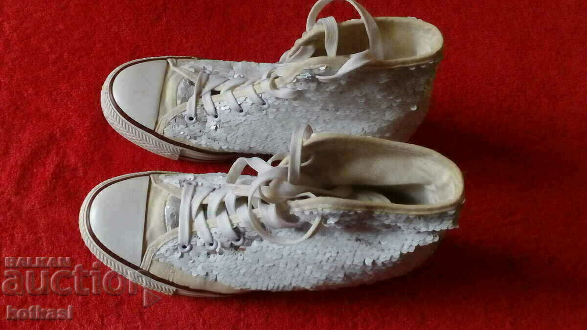 Women's sports shoes number 40 Women's sports shoes number 40