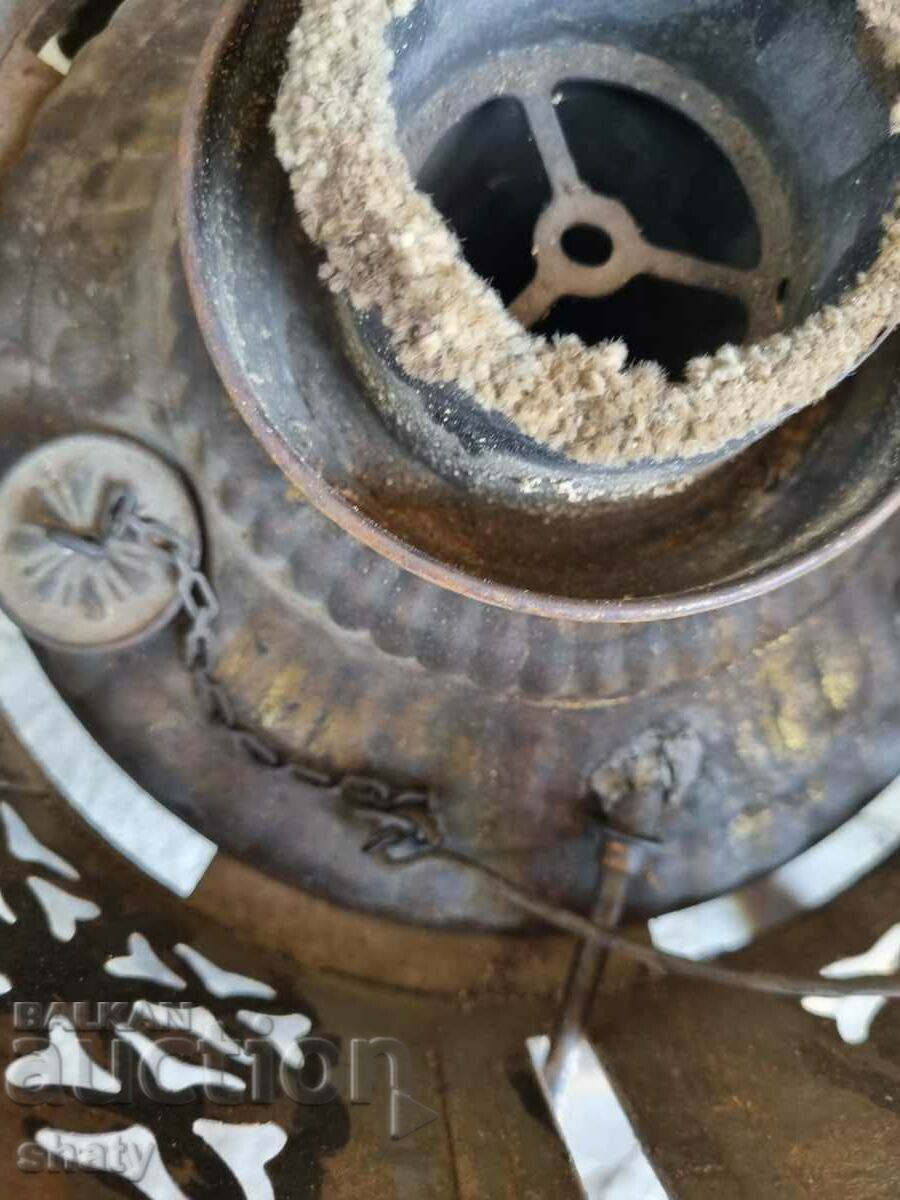 Παλιά σόμπα αερίου και λάμπα - 5