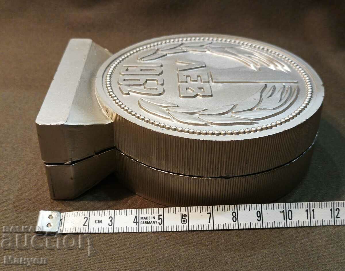 Delivery of I am selling an interesting item for numismatists !? Delivery of I am selling an interesting item for numismatists !?