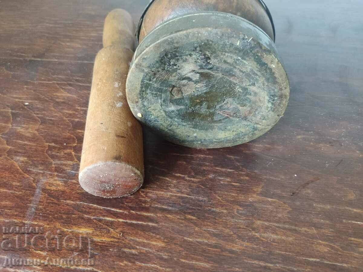 Δημοπρασία Παλιά ξύλινο γουδί Δημοπρασία Παλιά ξύλινο γουδί