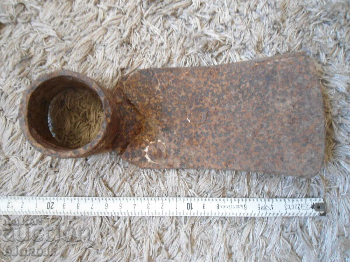 Auction Old forged tool, chapa, riveted Auction Old forged tool, chapa, riveted