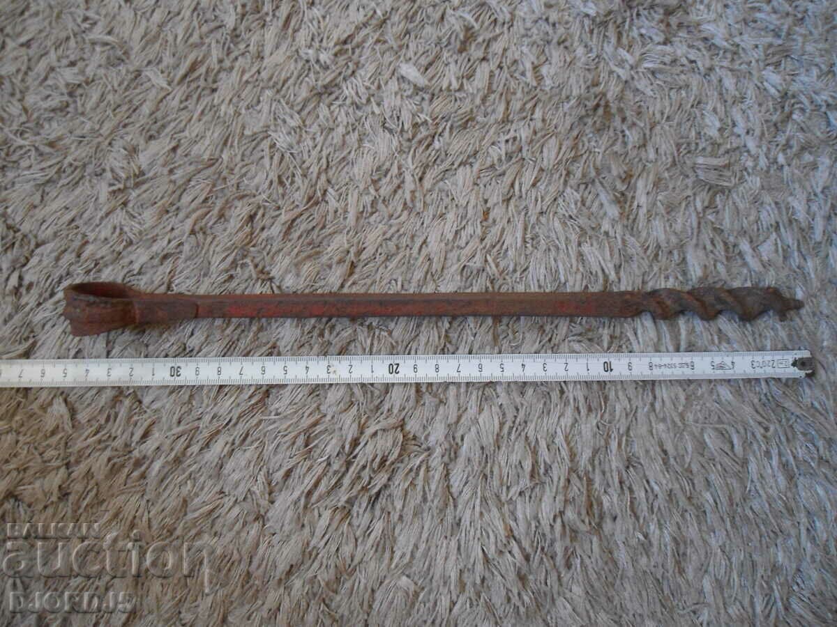 Delivery of Old drill, chipping Delivery of Old drill, chipping