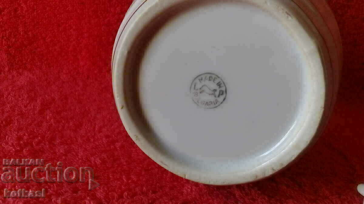 Old porcelain Kana Bure marked - 6 Old porcelain Kana Bure marked - 6