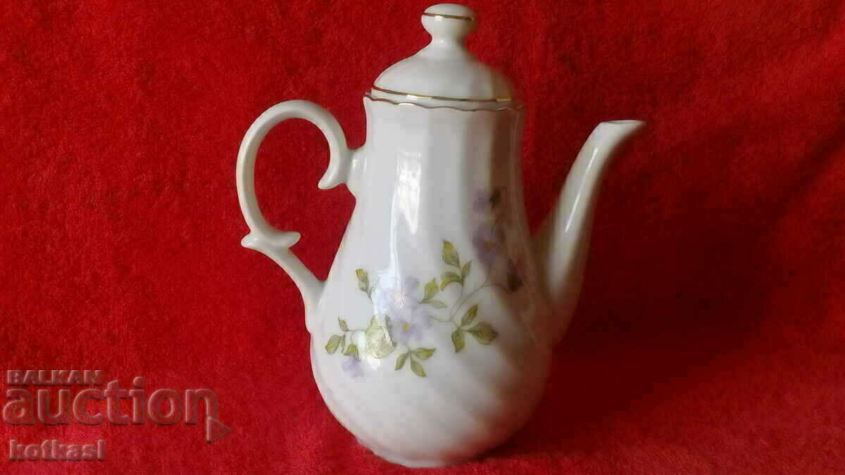 Παλιά κοινωνική κανάτα πορσελάνης με χρυσή μπορντούρα με τιμή 21.00 BGN | € 10.74 Παλιά κοινωνική κανάτα πορσελάνης με χρυσή μπορντούρα με τιμή 21.00 BGN | € 10.74