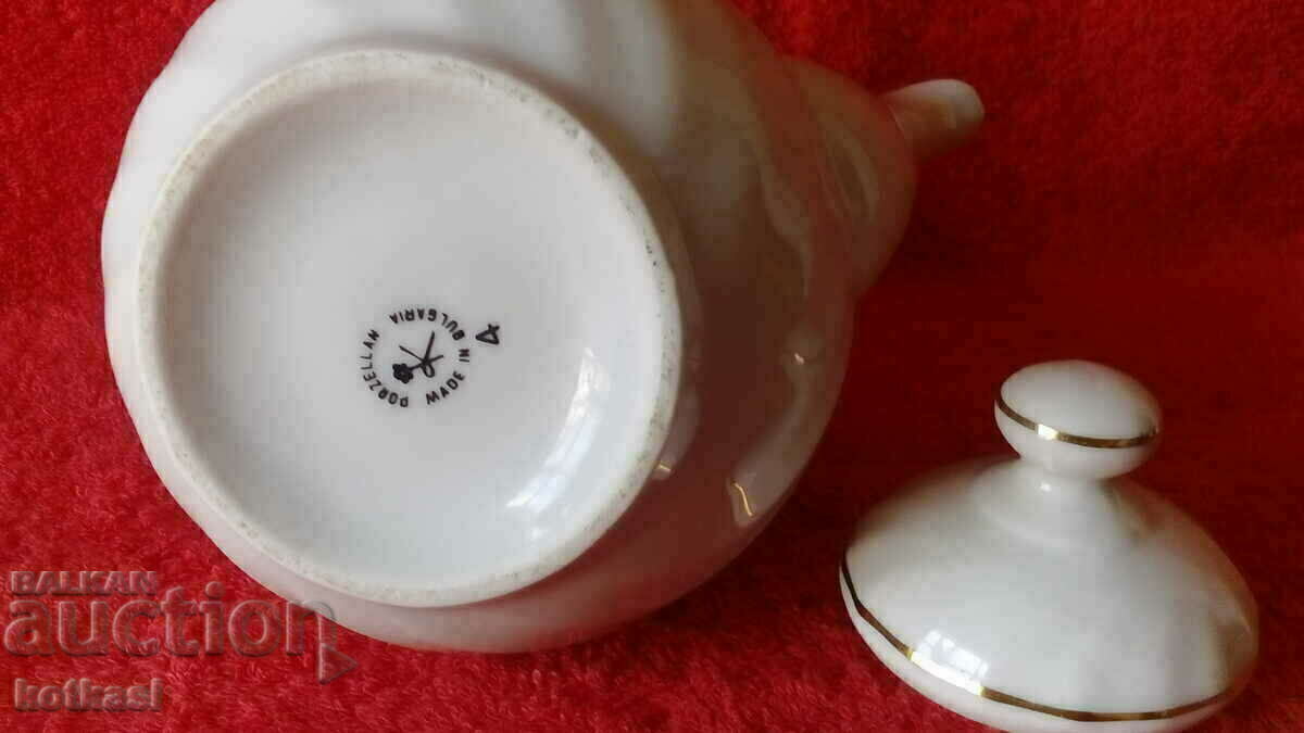 Παλιά κοινωνική κανάτα πορσελάνης με χρυσή μπορντούρα - 6 Παλιά κοινωνική κανάτα πορσελάνης με χρυσή μπορντούρα - 6