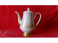 Urcior veche din porțelan social aurit marcat