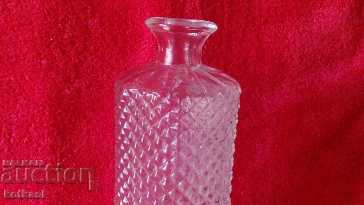 Δημοπρασία Παλιά γυάλινη κανάτα Δημοπρασία Παλιά γυάλινη κανάτα