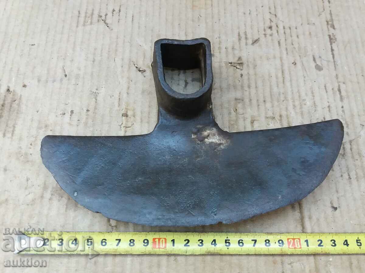 FORGED RENAISSANCE HOE WITH MARK - 6 FORGED RENAISSANCE HOE WITH MARK - 6