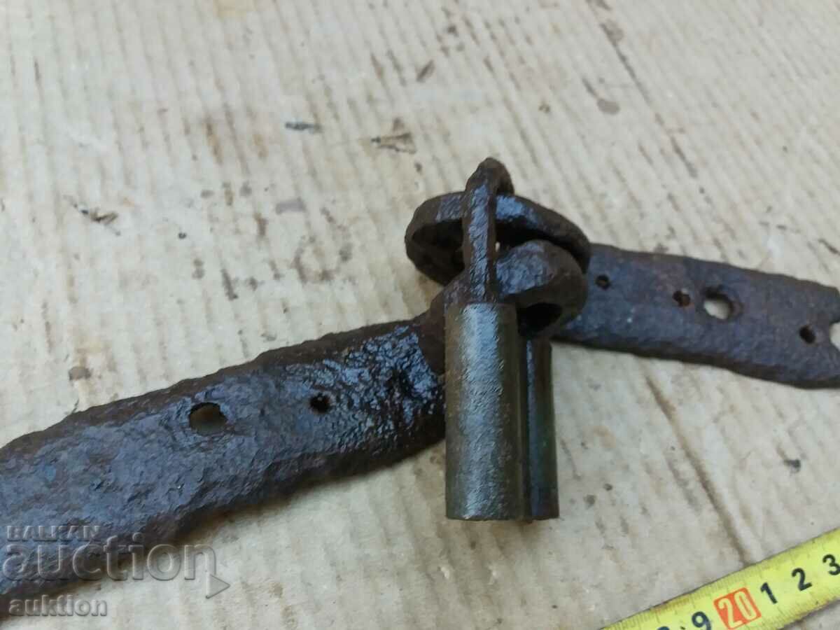 WROUGHT RENAISSANCE DOOR LOCKS, DUCAN - 5 WROUGHT RENAISSANCE DOOR LOCKS, DUCAN - 5