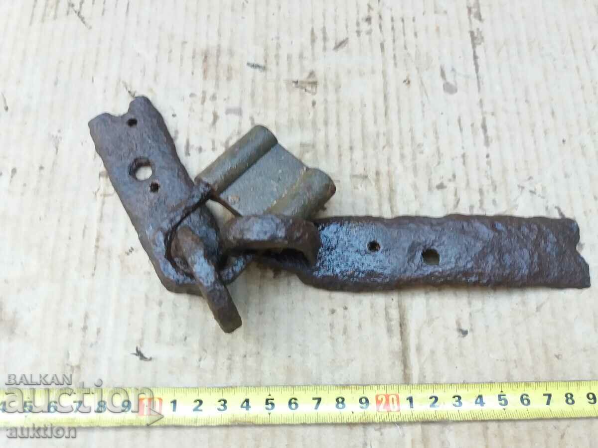 WROUGHT RENAISSANCE DOOR LOCKS, DUCAN - 6 WROUGHT RENAISSANCE DOOR LOCKS, DUCAN - 6