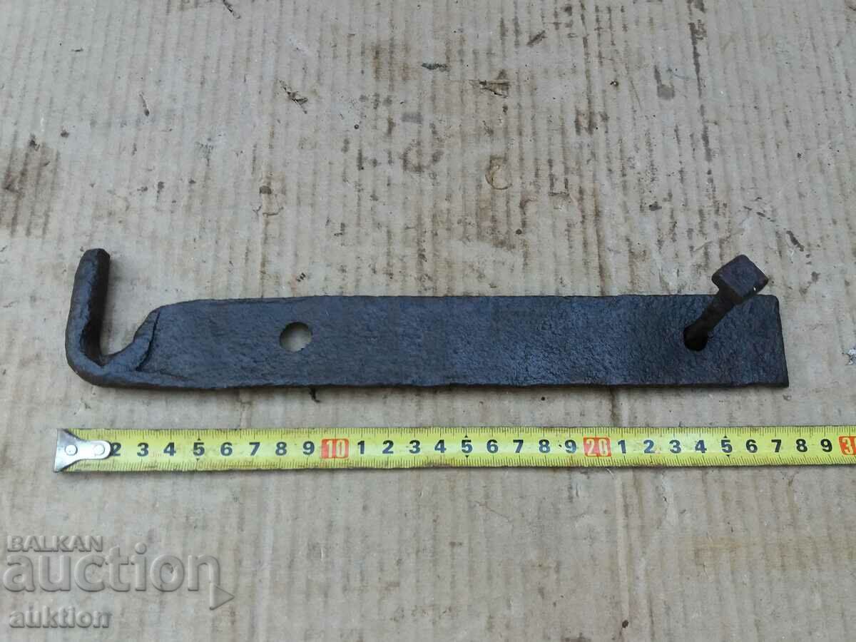 FORGED RENAISSANCE GATE LOCK, DUKIAN - 6 FORGED RENAISSANCE GATE LOCK, DUKIAN - 6