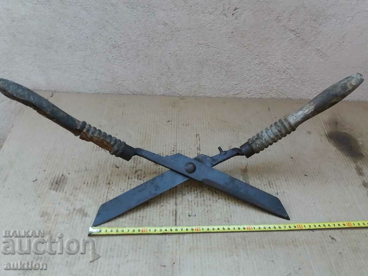 OLD SOLID HUGE SHRUB SHRIMPERS - EXCELLENT - 6 OLD SOLID HUGE SHRUB SHRIMPERS - EXCELLENT - 6