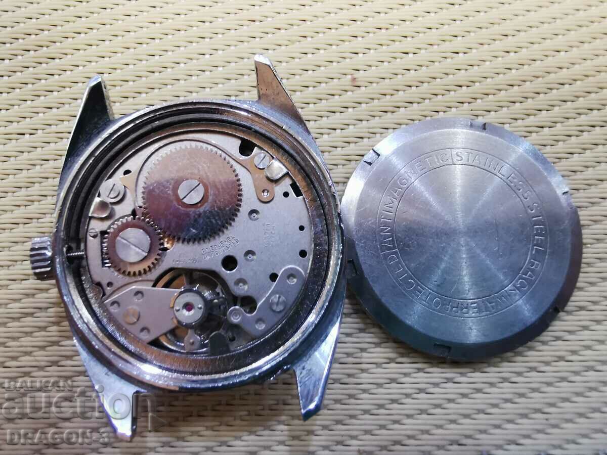 GRANT PRIX DE LUXE with price 45.00 BGN | € 23.01 GRANT PRIX DE LUXE with price 45.00 BGN | € 23.01