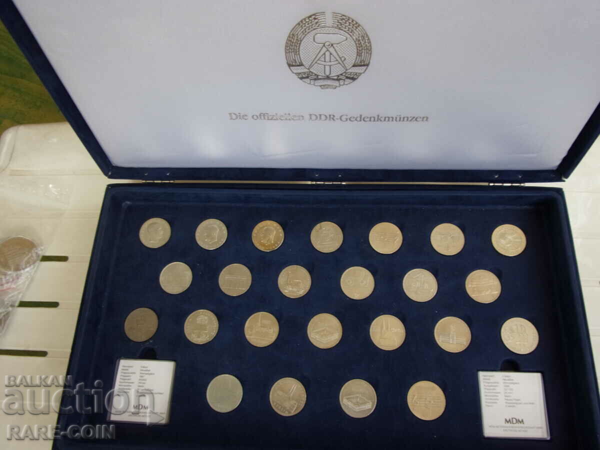 RS(38) GDR Set 24 x 5 Timbre 1969-90 cu certificate UNC Rare cu preț € 127.82 | 249.99 BGN