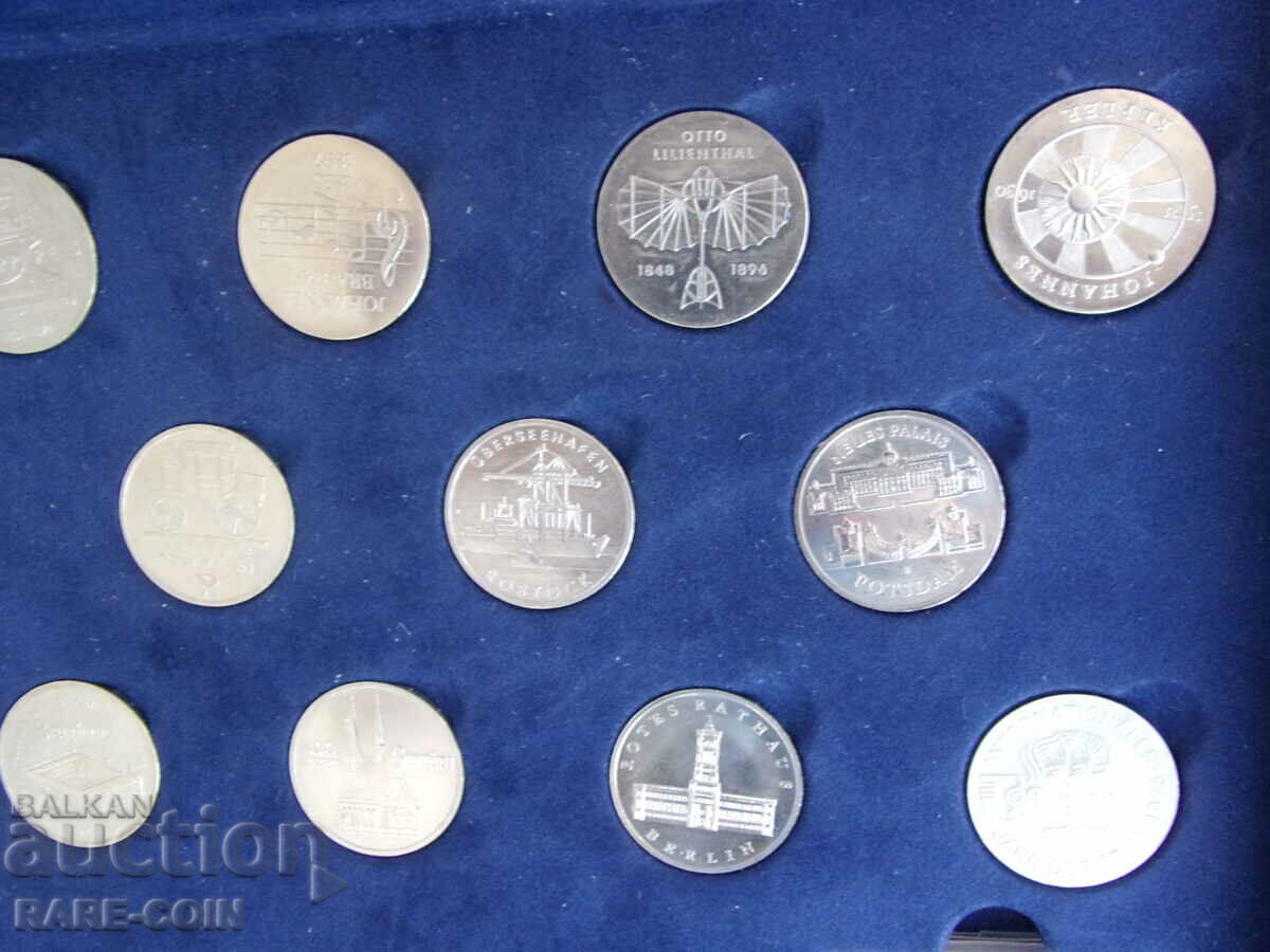 RS(38) GDR Set 24 x 5 Timbre 1969-90 cu certificate UNC Rare - 5