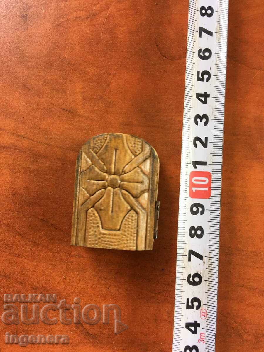 ICON DIPTYCH WOOD CARVING MINI with price 17.00 BGN | € 8.69 ICON DIPTYCH WOOD CARVING MINI with price 17.00 BGN | € 8.69