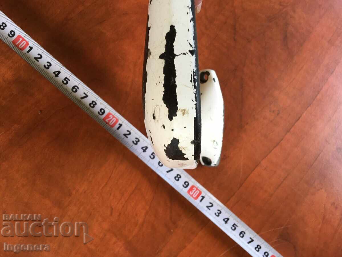 Auction  MIRRORED MIRROR