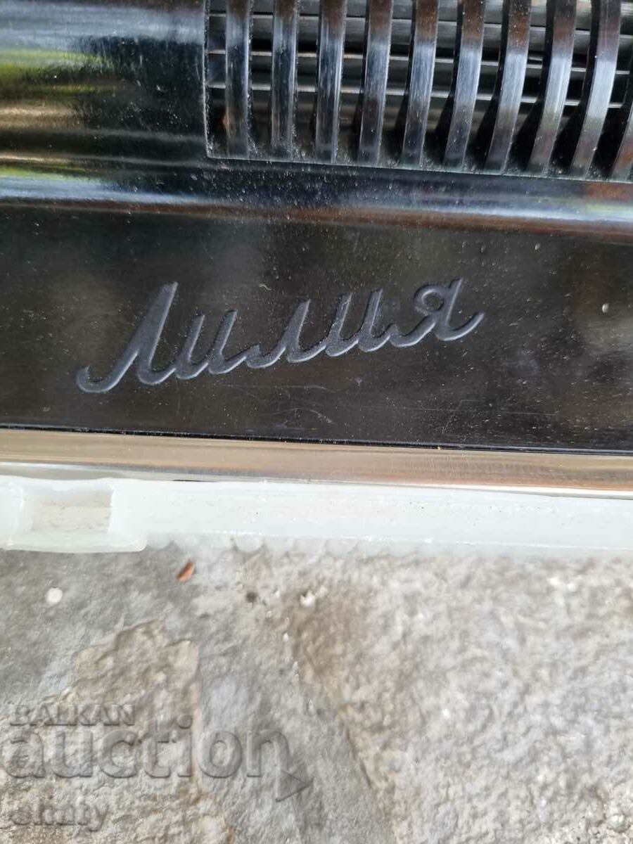 Auction Old bakelite stove Auction Old bakelite stove