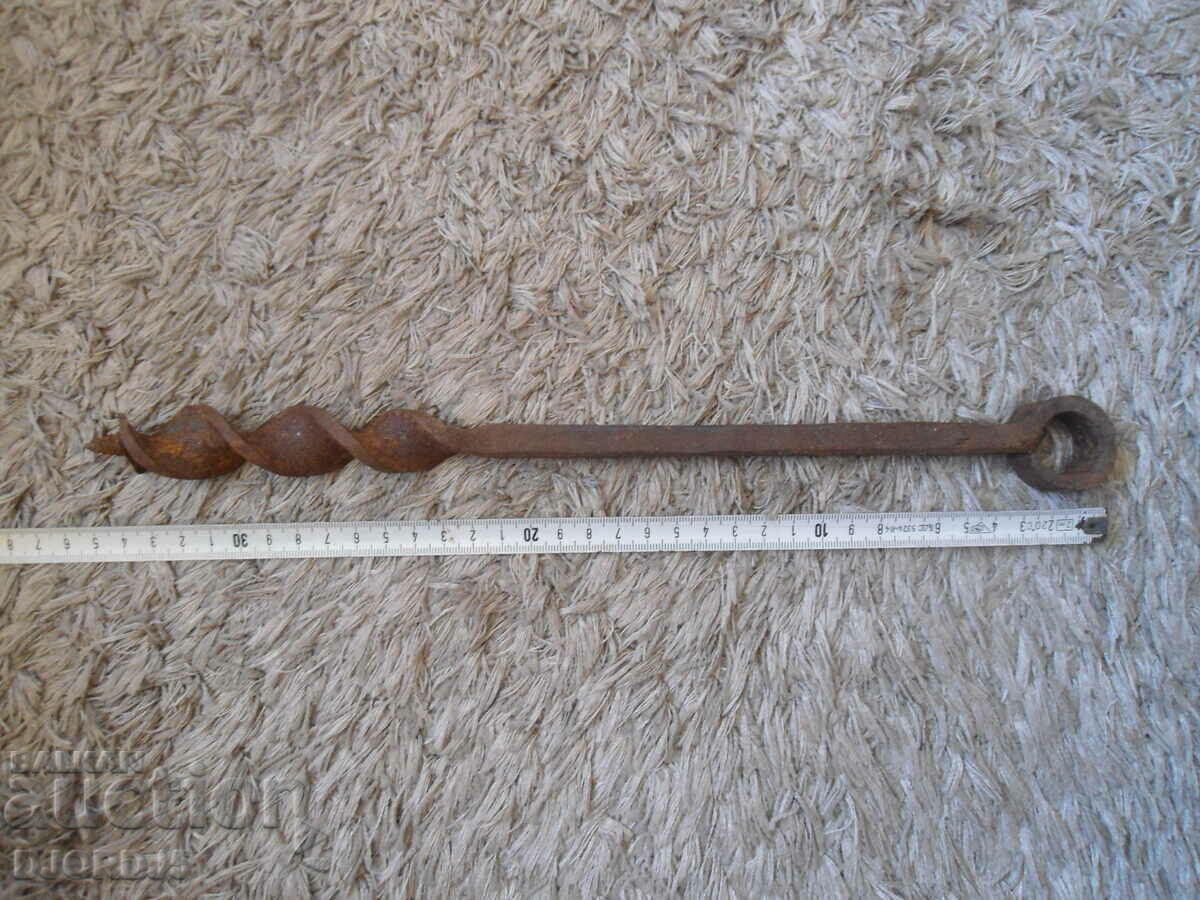 Old drill, chipping - 5 Old drill, chipping - 5