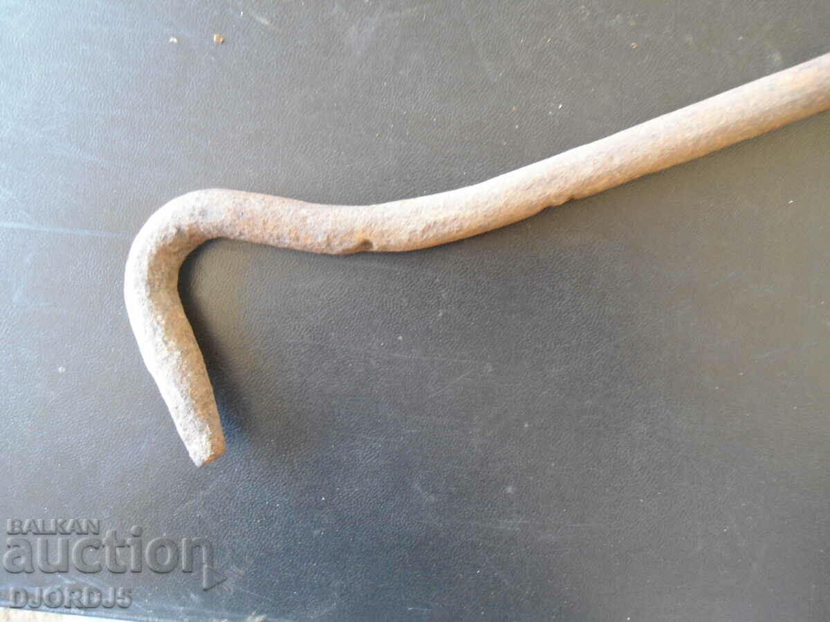 Auction Old forged latch Auction Old forged latch