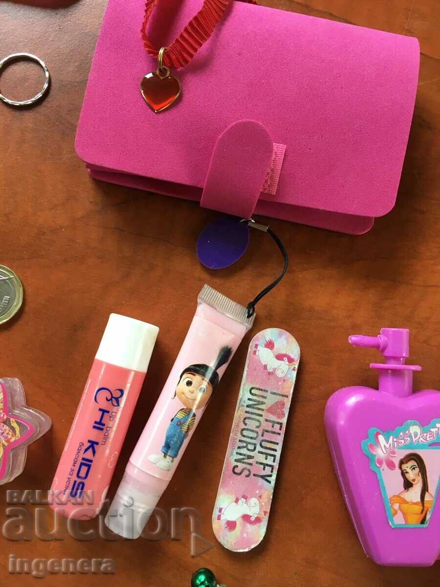 LOT OF CHILDREN'S TOYS AND FIGURES BRACELET - 7 LOT OF CHILDREN'S TOYS AND FIGURES BRACELET - 7