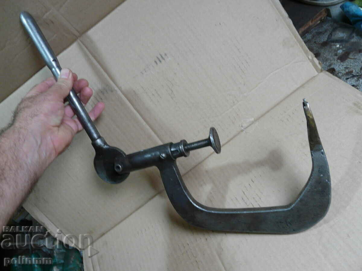 Massive Craftsman Clamp / Press with price 100.00 BGN | € 51.13 Massive Craftsman Clamp / Press with price 100.00 BGN | € 51.13