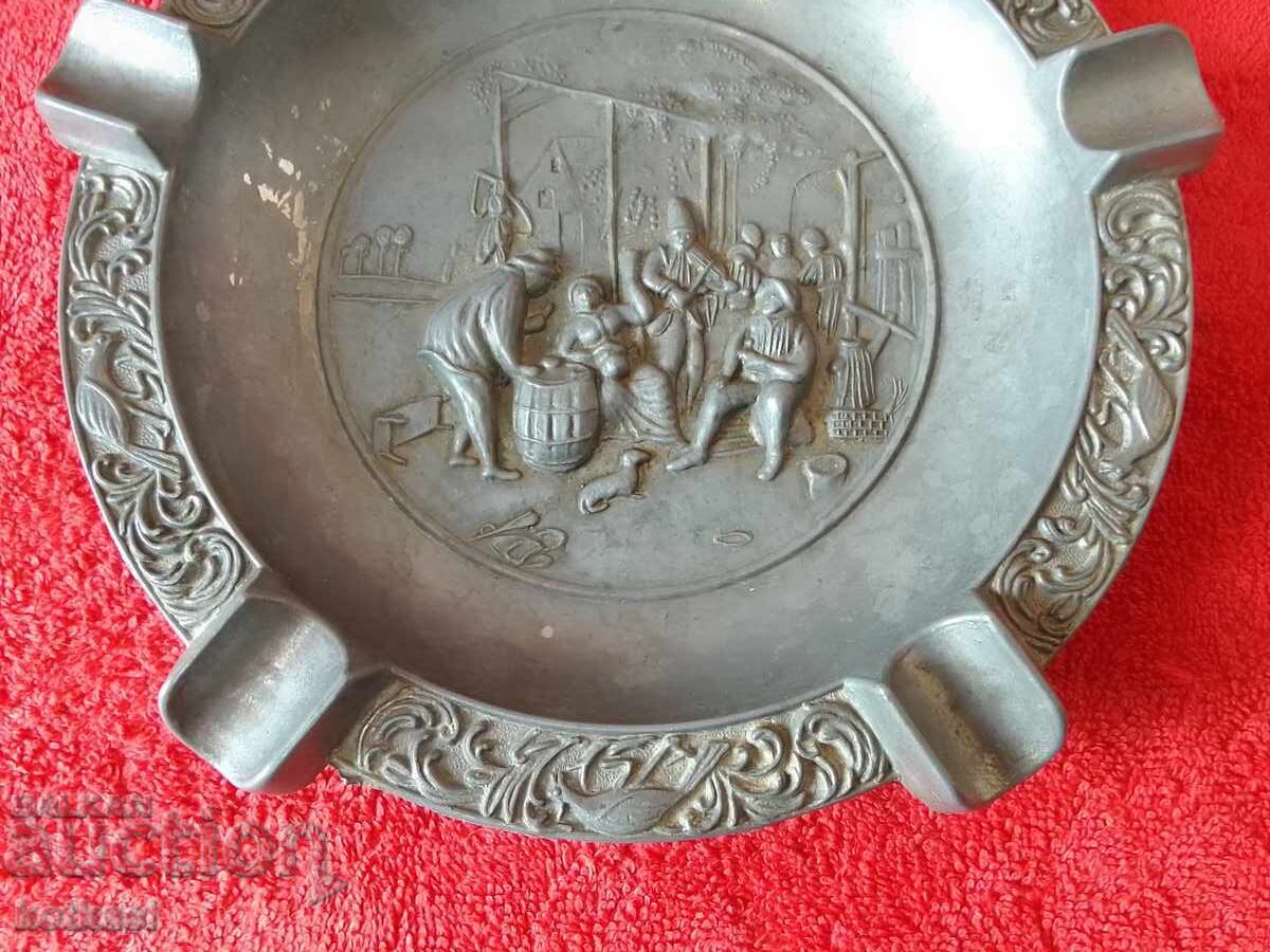 Large, massive metal ashtray for cigars and cigarettes, panoramic with price 25.00 BGN | € 12.78