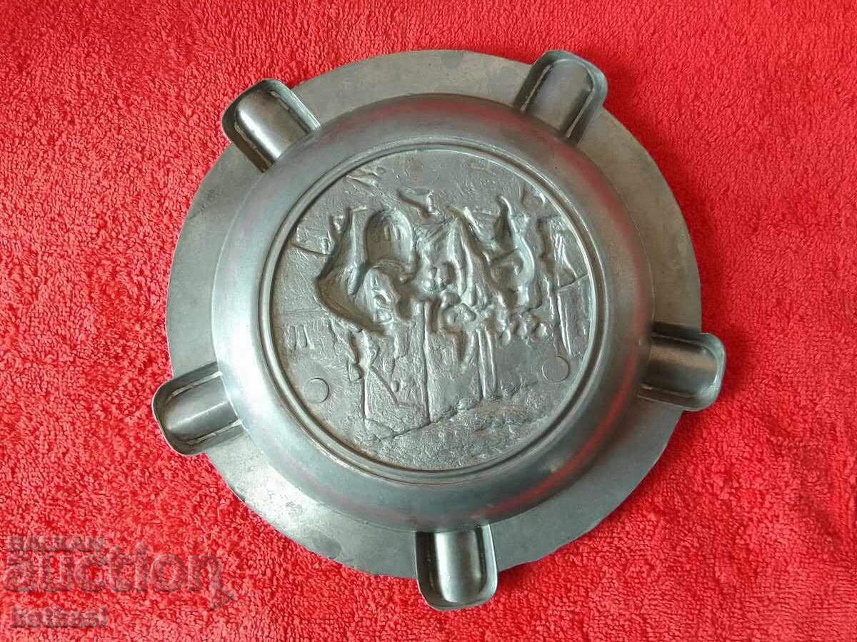 Large, massive metal ashtray for cigars and cigarettes, panoramic - 6