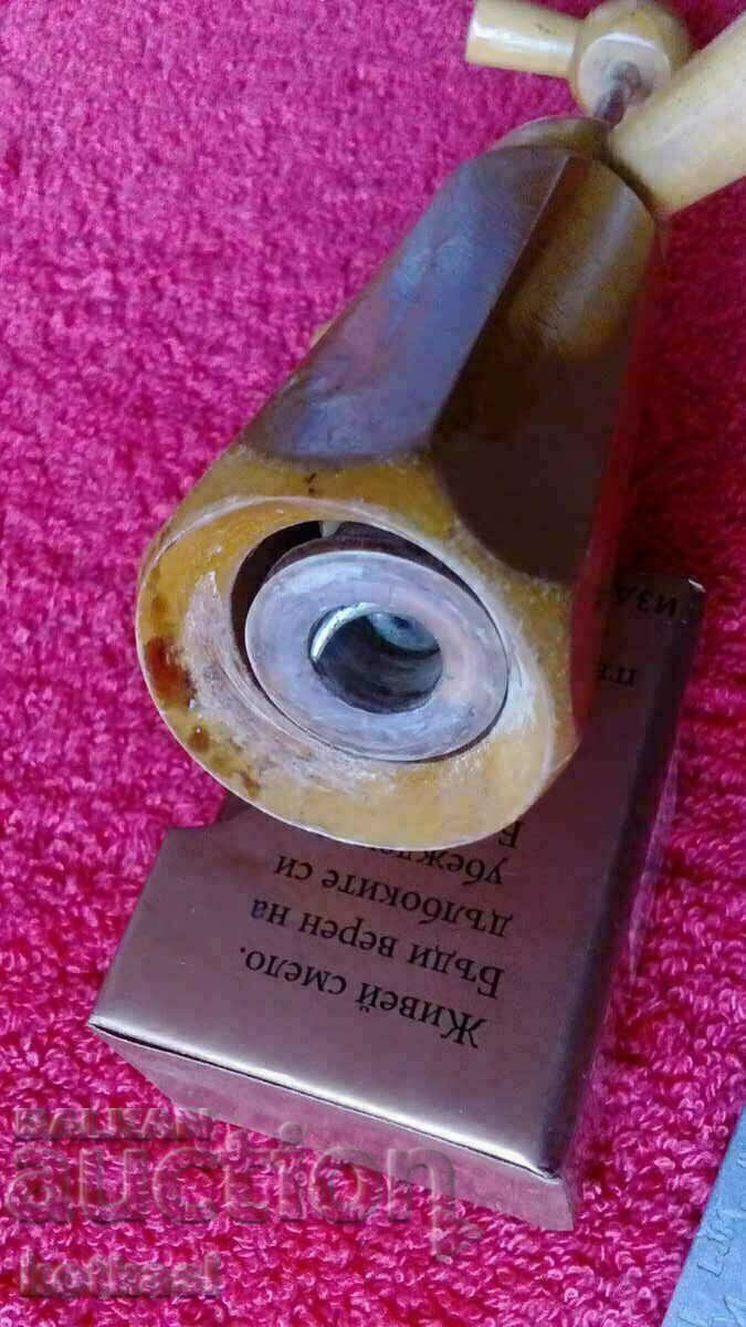 Delivery of Old Corkscrew Wooden Delivery of Old Corkscrew Wooden