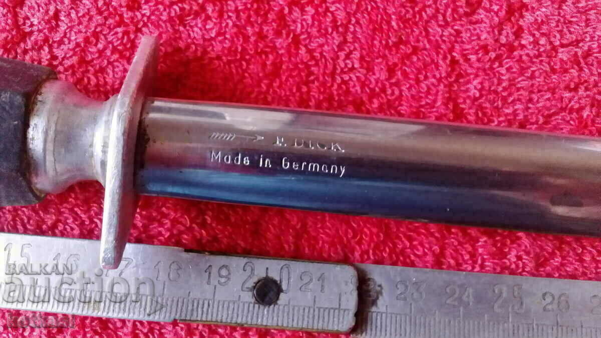 Auction Old flat Massat Sharpener Knife Germany F.DICK Auction Old flat Massat Sharpener Knife Germany F.DICK