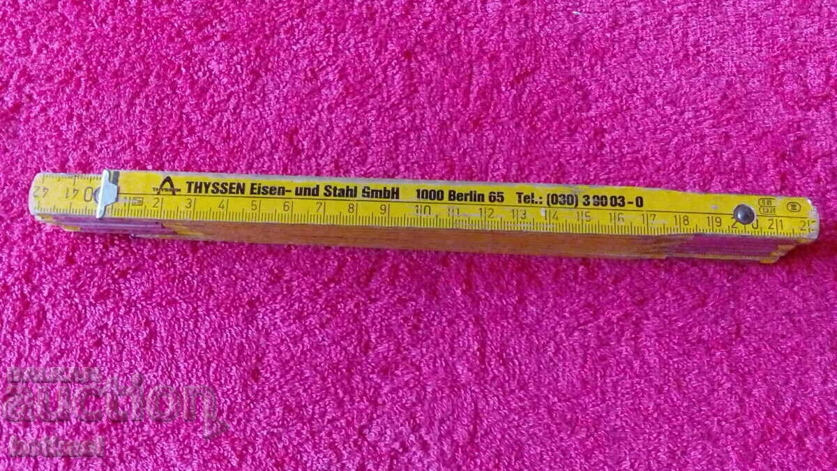 Delivery of Wooden folding two meters Meter master