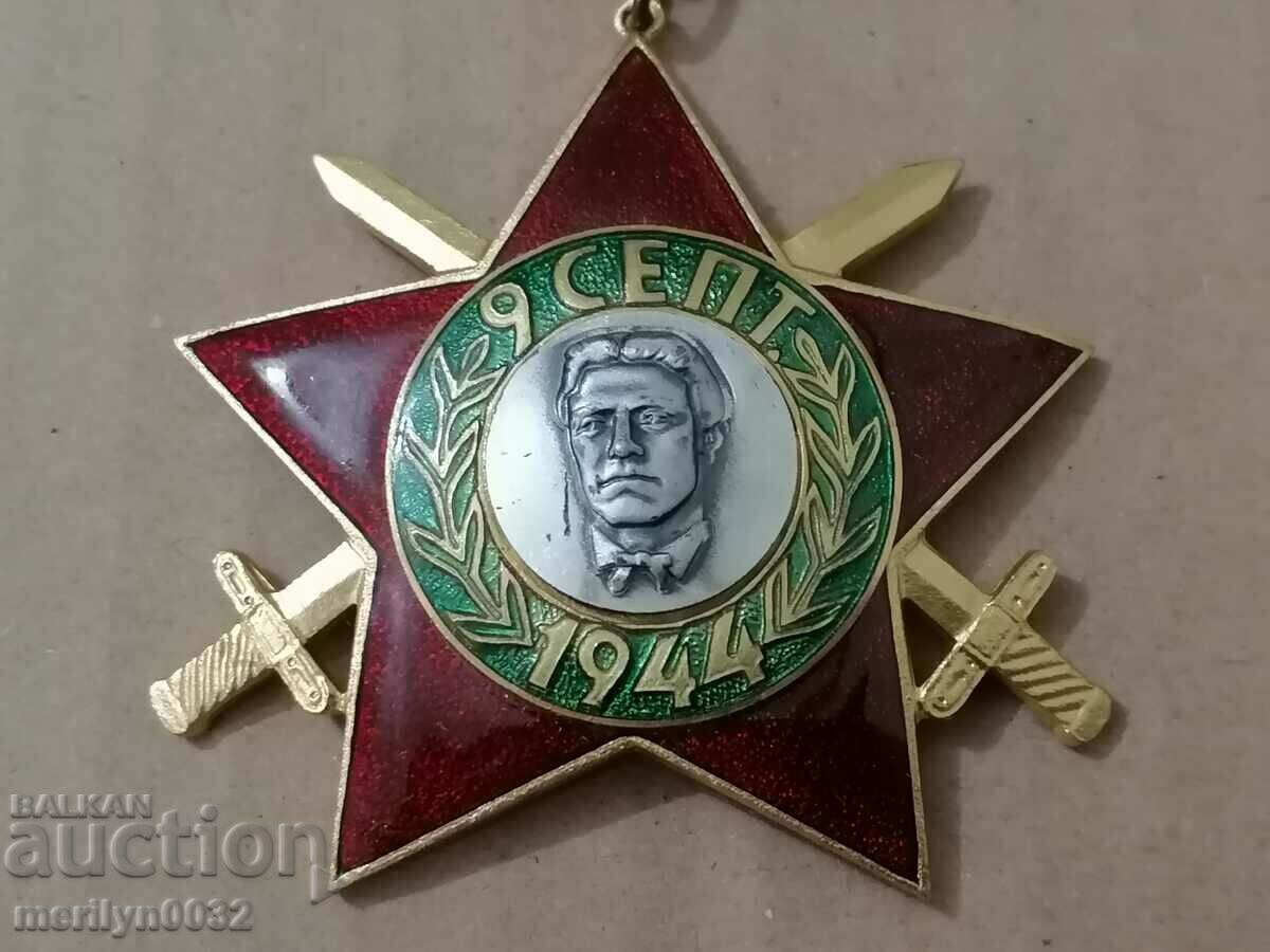 Auction Order of the Ninth of September 1944, 3rd degree with box Auction Order of the Ninth of September 1944, 3rd degree with box