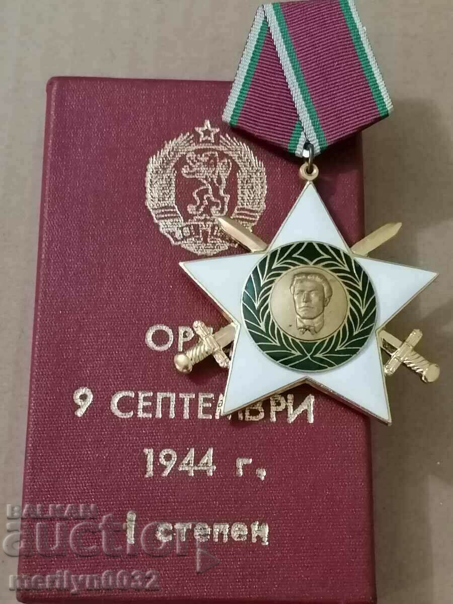 Ordinul 9 Septembrie cu săbii 1944, gradul I, cu cutie