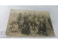 Foto II elevi în clasă cu profesorii lor 1925