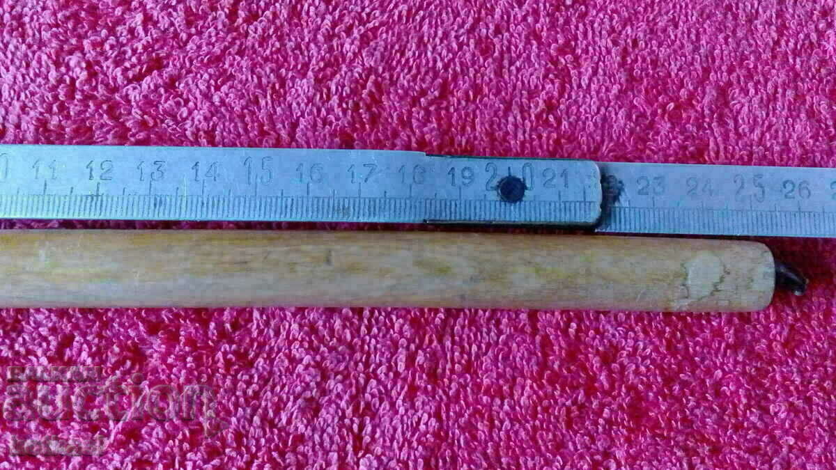 Auction  Old umbrella handle