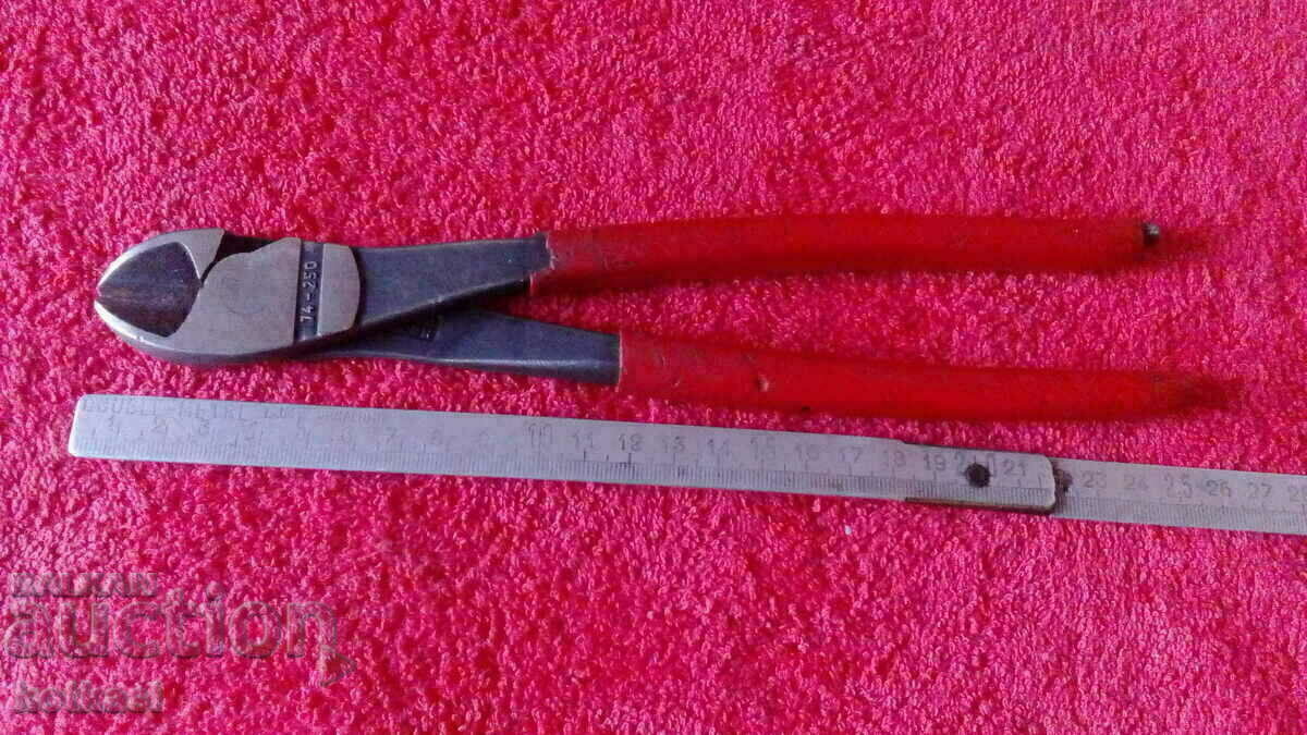 Old metal scissors markings Germany Old metal scissors markings Germany
