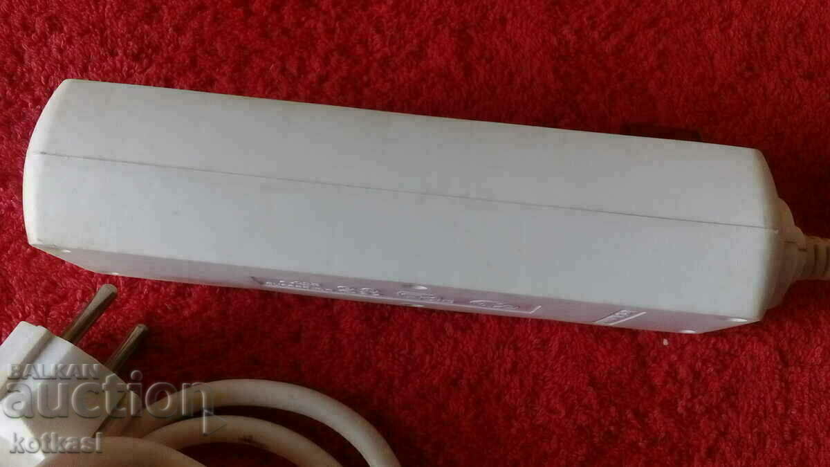 Extension cord with three sockets breaker 1.50m works tested - 5 Extension cord with three sockets breaker 1.50m works tested - 5